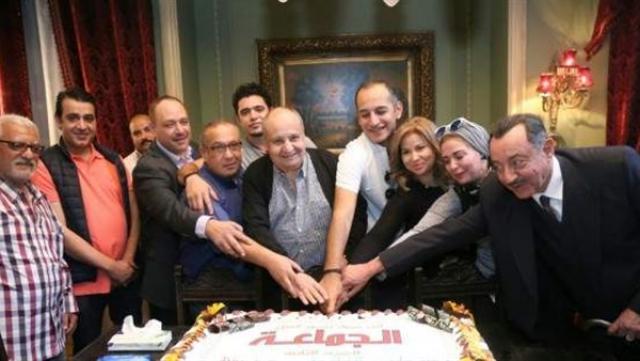 وحيد حامد مع أبطال مسلسل الجماعة