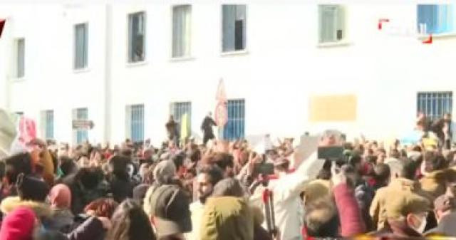 اليوم الاخباري
