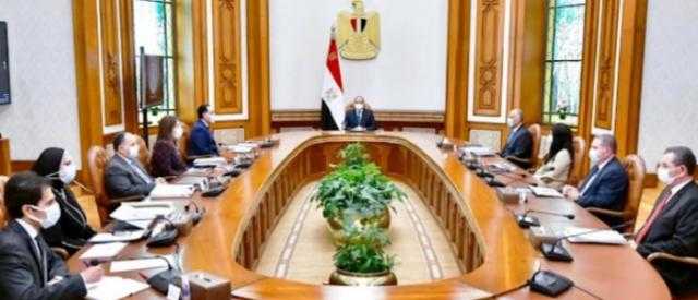 الرئيس “السيسي ” يتابع مؤشرات الاقتصاد المصري مع المجموعة الوزارية الاقتصادية