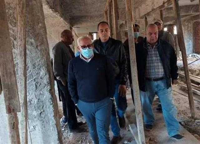 محافظ بورسعيد يتفقد مستجدات أعمال تطوير مبنى الديوان العام الغربي