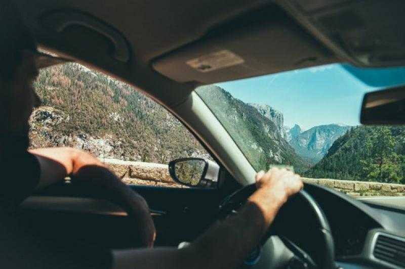 علشان تبقى إجازة سعيدة.. 4 حاجات لازم تعملهم عشان توفر بنزين العربية