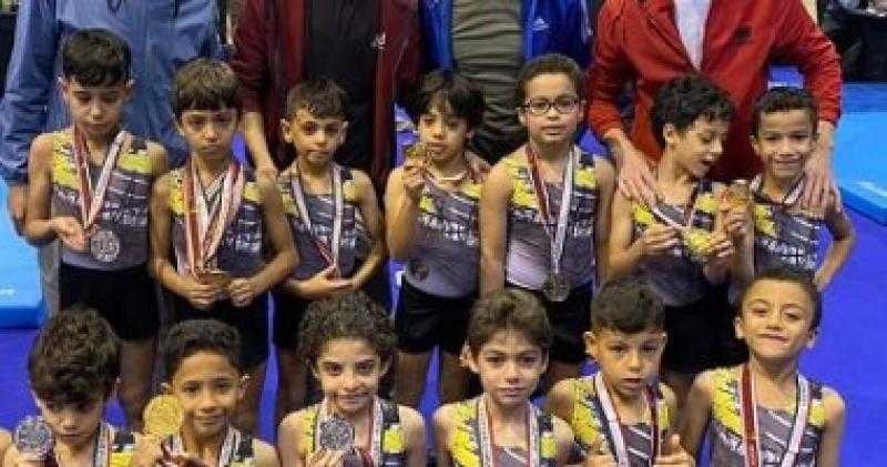 أنس محمود يحصد الميدالية الذهبية ببطولة الجمهورية للجمباز الفنى تحت 8 سنوات