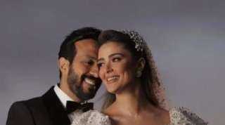 من هي زوجة أحمد عصام التي جمعت نجوم الفن عمرو دياب وتامر حسني ومحمد منير لأول مرة في حفل زفافها؟