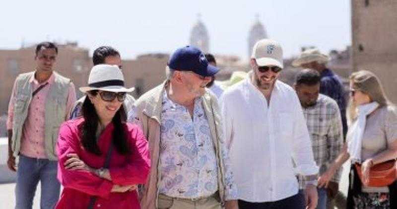 أحمد فؤاد الثانى وأحفاد الملك فاروق فى جولة سياحية وأثرية بالأقصر