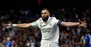 بنزيما يخطر رئيس ريال مدريد بعرض الـ 200 مليون يورو السعودي