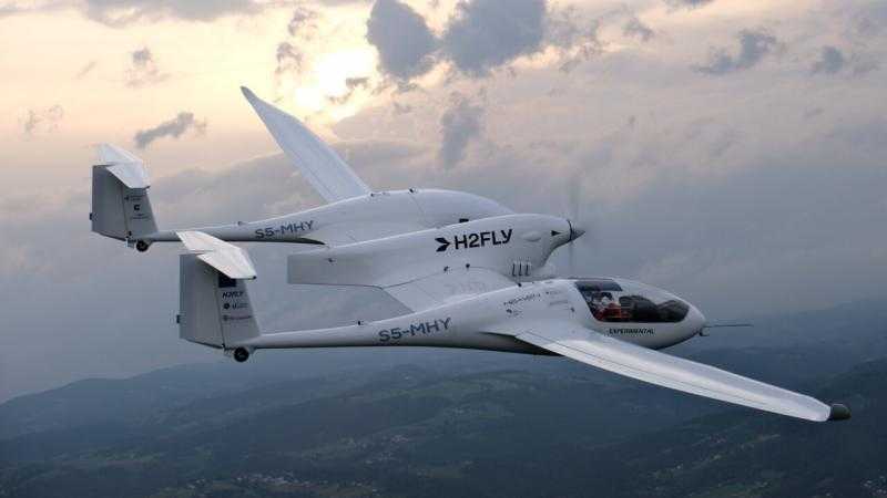 إقلاع أول طائرة هيدروجين سائل مأهولة فى العالم