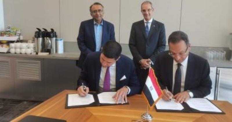 وزير الاتصالات: شركة عالمية تطلق مبادرة لتدريب 5 آلاف شاب على البرمجيات