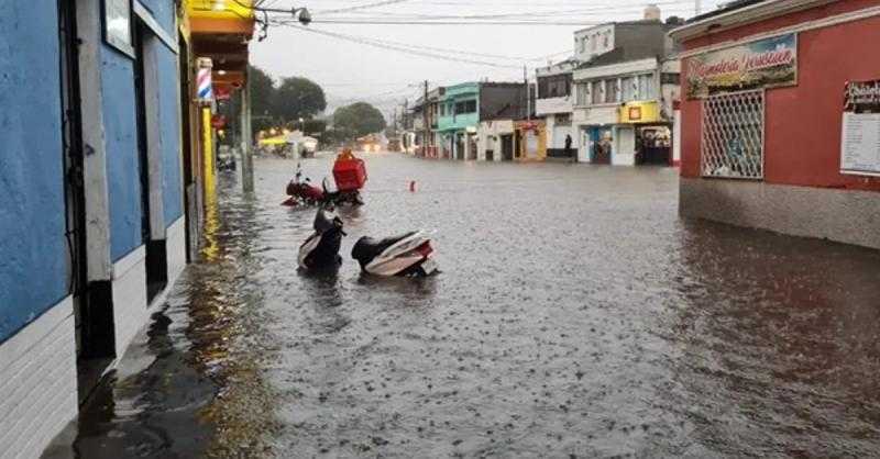مصرع 6 أشخاص وفقدان 13 آخرين إثر سقوط أمطار غزيرة فى جواتيمالا