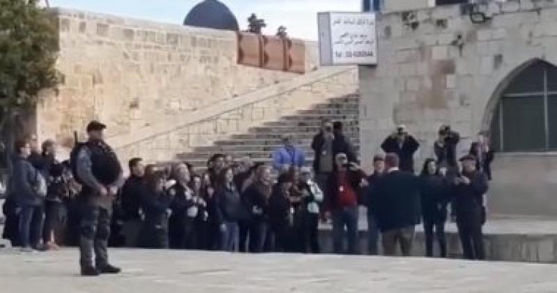 اليوم الاخباري