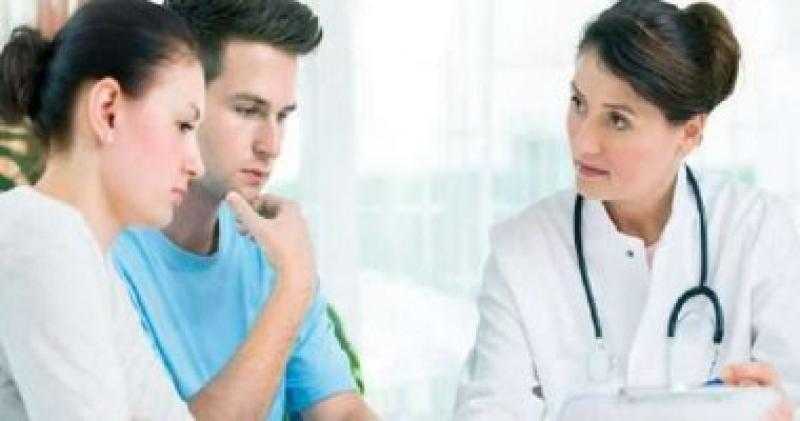 القانون يحدد إجراءات للوقاية من الإعاقة.. فحوصات ما قبل الزواج الأبرز
