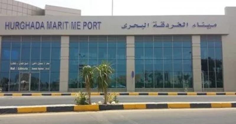 إغلاق ميناء الغردقة البحرى بسبب سوء الأحوال الجوية