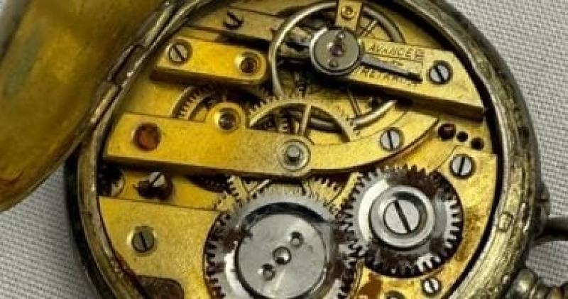 عرض ساعة أحد ركاب سفينة تيتانيك للبيع في مزاد بريطاني.. اعرف سعرها