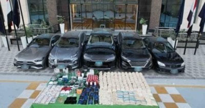 تجديد حبس سارة خليفة وأفراد عصابة المخدرات والحشيش الاصطناعى 15 يوما