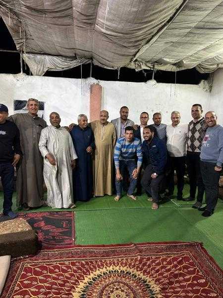 سيد عبد الجليل يلتقى بعض من رموز  وكبارعائلات القصاصين والتل