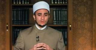 لماذا فرض الله الحجاب على المرأة دون الرجل؟ أمين الفتوى يجيب