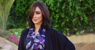 بسمة بوسيل تناشد الجمهور الدعاء لنجلها آدم تامر حسنى بسبب أزمته الصحية