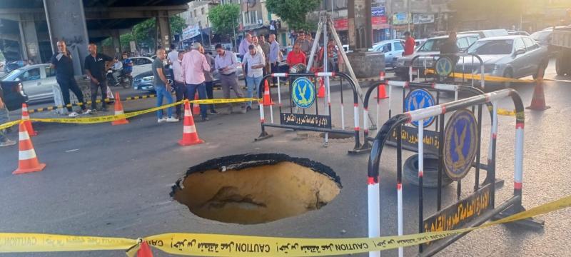 هبوط أرضى بميدان التجنيد بالحلمية ومحافظة القاهرة تكشف الأسباب
