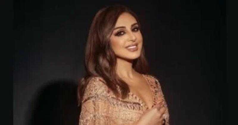 تداعيات الجراحة مسببة ألم.. محمود سعد يطمئن جمهور أنغام على حالتها الصحية