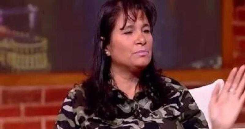 عزة سعيد تثير الجدل بظهورها مع إدوارد والأخير يوضح موقفه.. اعرف القصة