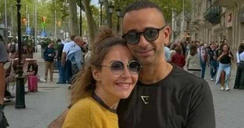 أحمد الجنايني: زواجي من منة شلبي اقتصر على المقربين ولم نحدد موعد الزفاف