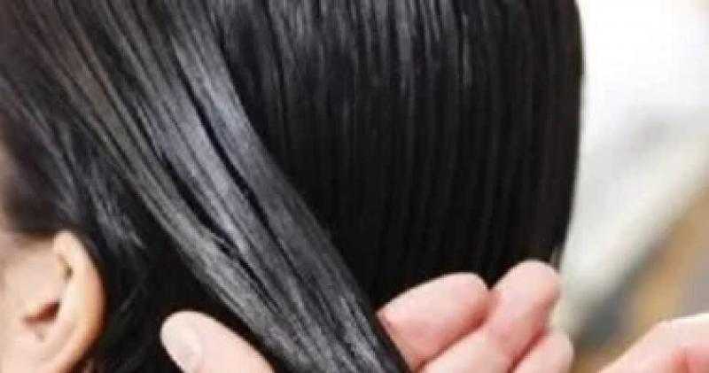 4 نصائح ذهبية تقلل تساقط الشعر وتعزز نموه.. مش محتاجة مجهود