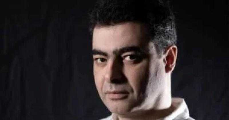 الموزع محمد نزيه لشقيقه هشام نزيه: العالم فخور بافتتاح المتحف المصرى يا مثلى الأعلى