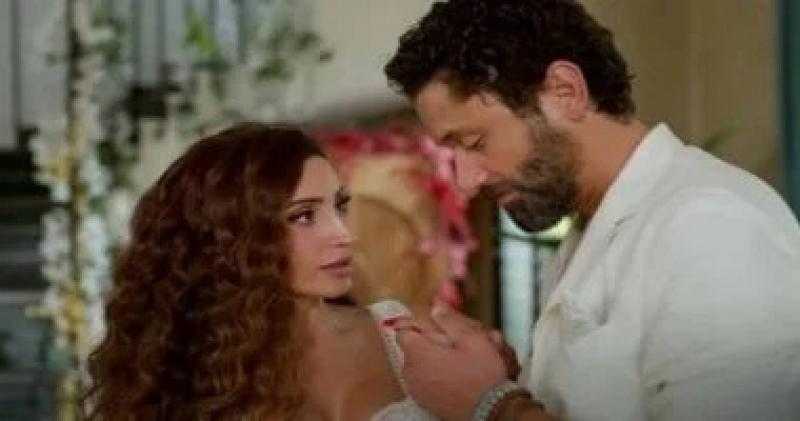 إشاعة ولا حقيقة؟ ارتباط دينا الشربينى وانفصال أحمد سعد