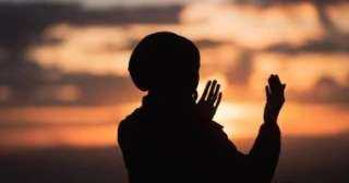 أصبحنا وأصبح الملك لله والحمد لله.. ابدأ يومك بأذكار الصباح