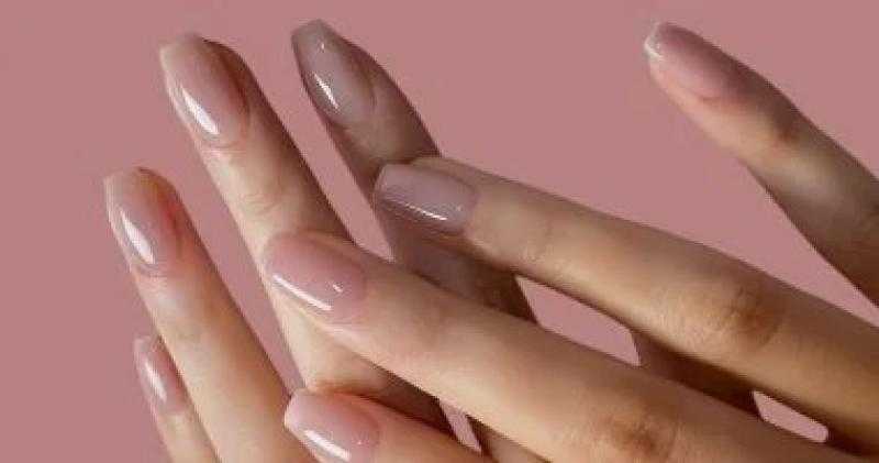 4 وصفات طبيعية لتقوية الأظافر.. تمنع تقصفها وتعزز نموها