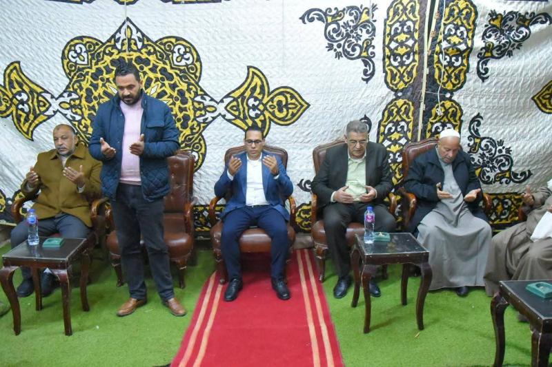 اليوم الاخباري