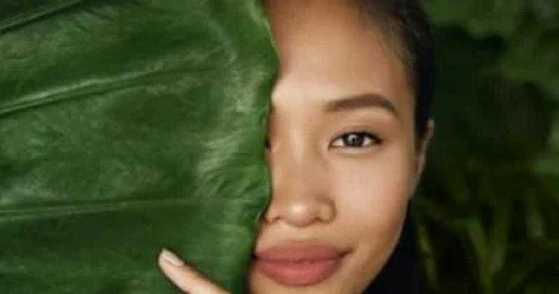 3 وصفات طبيعية لتوحيد لون البشرة والتخلص من البقع الداكنة