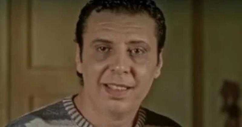 وصول جثمان طارق الأمير إلى مسجد الرحمن الرحيم استعدادا لصلاة الجنازة