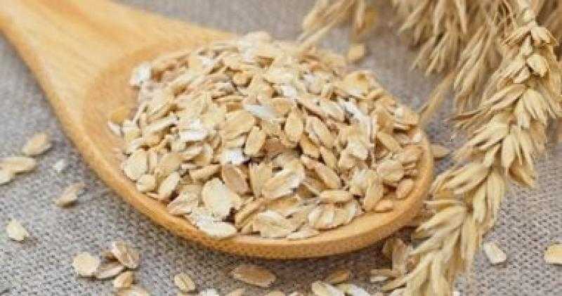 4 أطعمة تناولها يوميًا لخفض الكوليسترول والحفاظ على صحة الشرايين