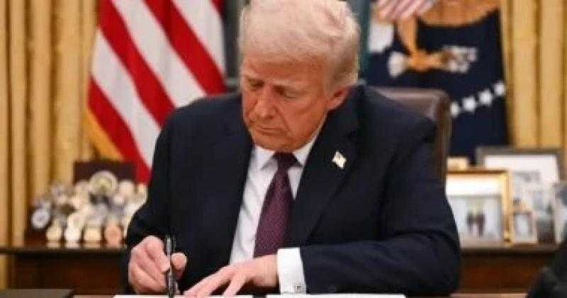 مصر و7 دول ترحب بدعوة ترامب للانضمام إلى مجلس السلام