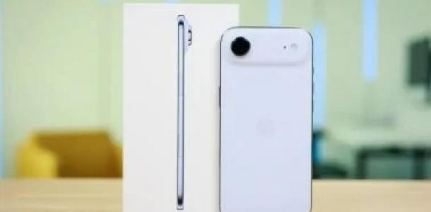 تفاصيل التعديلات الجديدة على آيفون آير 2 النحيف