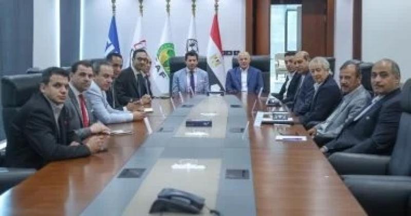 اليوم الاخباري