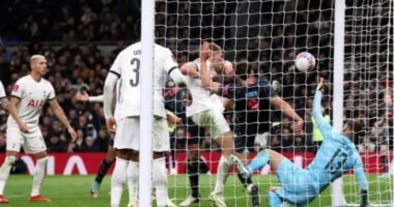 اليوم الاخباري