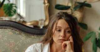 الفضفضة حل للخلافات الزوجية أم خطر يهدد العلاقة؟ اعرفى الشعرة الفارقة