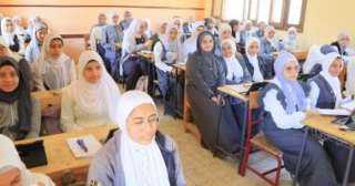انتظام الدراسة بجميع المدارس فى بداية الفصل الدراسى الثانى