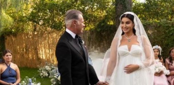 صور جديدة للفنانة أروى جودة وعريسها فى عيد الحب