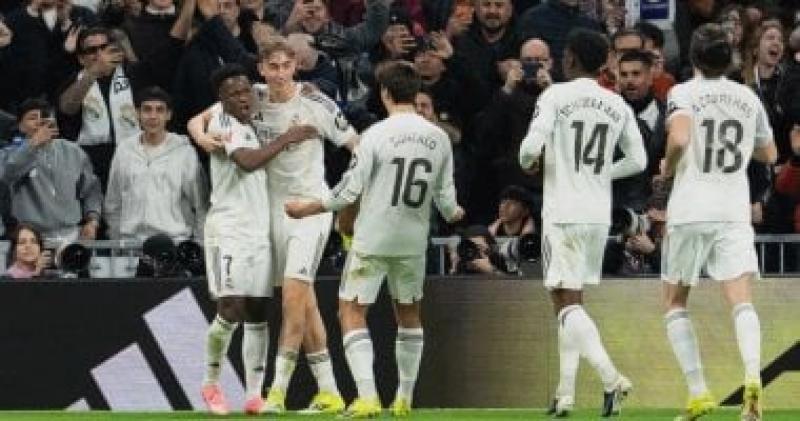 اليوم الاخباري