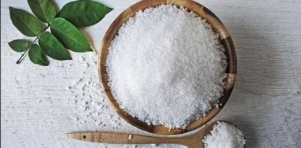 محفز السمنة الخفى.. تناول كميات كبيرة من الملح يزيد من تخزين الدهون