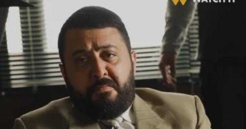 الفنان عمرو عبد العزيز يعلن إصابة والدته بجلطة في القلب ويطلب الدعاء لها