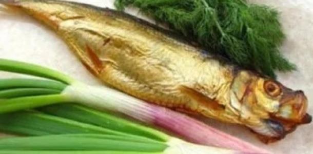 خضروات يجب وجودها على المائدة عند تناول الفسيخ والرنجة