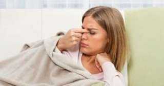 الاستيقاظ على الصداع.. كيف تمنعه ومتى يستدعى القلق؟