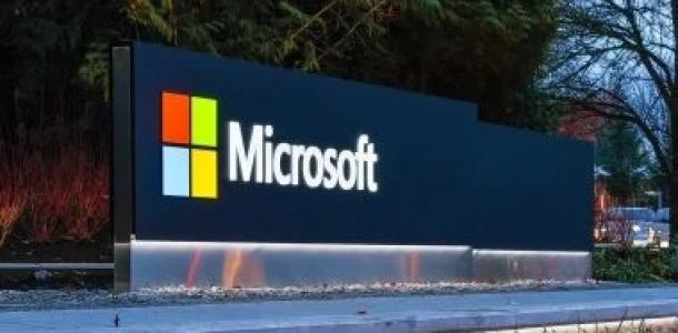 مايكروسوفت تدرب مليون مهندس ياباني وتعزيز الذكاء الاصطناعى بـ10 مليار دولار