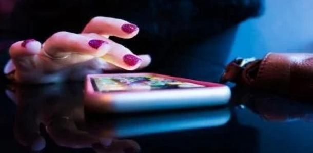 هل موبايلك الأيفون بيسخن؟ إليك سبب حدوث ذلك وكيفية إصلاحه