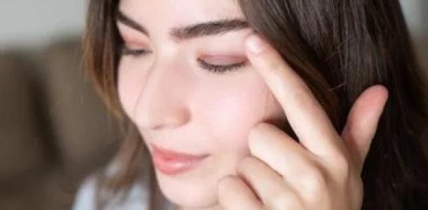 4 خطوات لآيشادو ثابت لساعات طويلة فى أيام الصيف