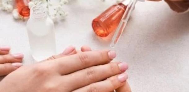 وصفات طبيعية لتقوية الاظافر
