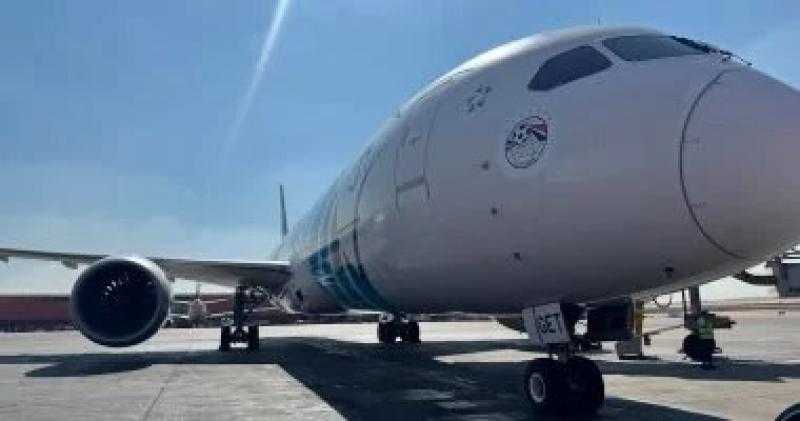 بشعار شرفتونا.. مصر للطيران تسير رحلة خاصة لعودة منتخب الفراعنة من أتلانتا